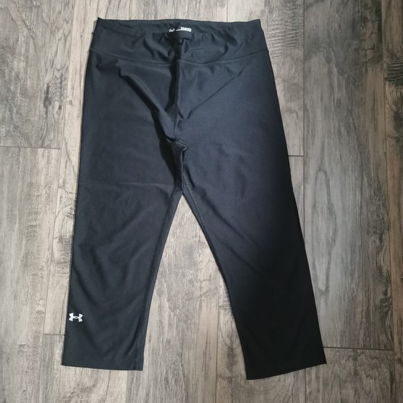 Under Armour Capris - Picture 2 of 5